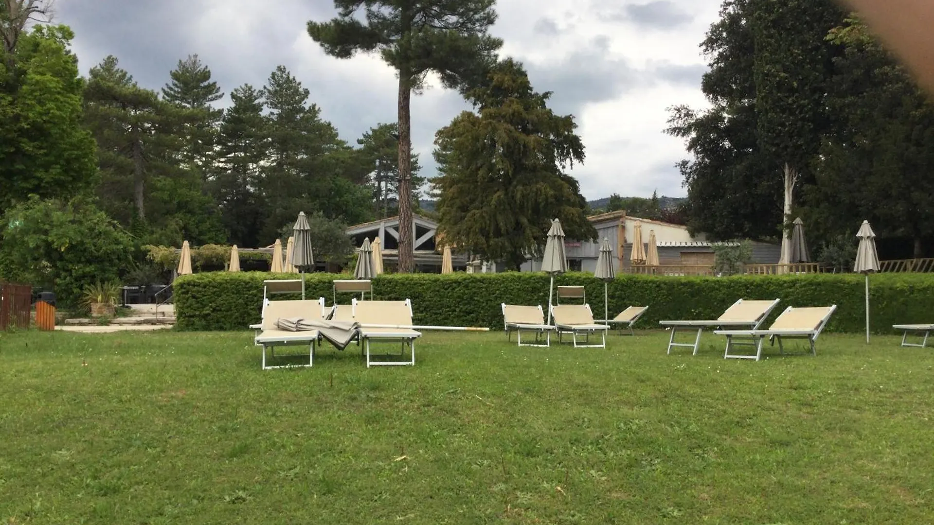Bastidon Provencal Dans Domaine Naturiste Bédoin Γαλλία